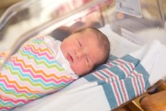 newborn1.jpg